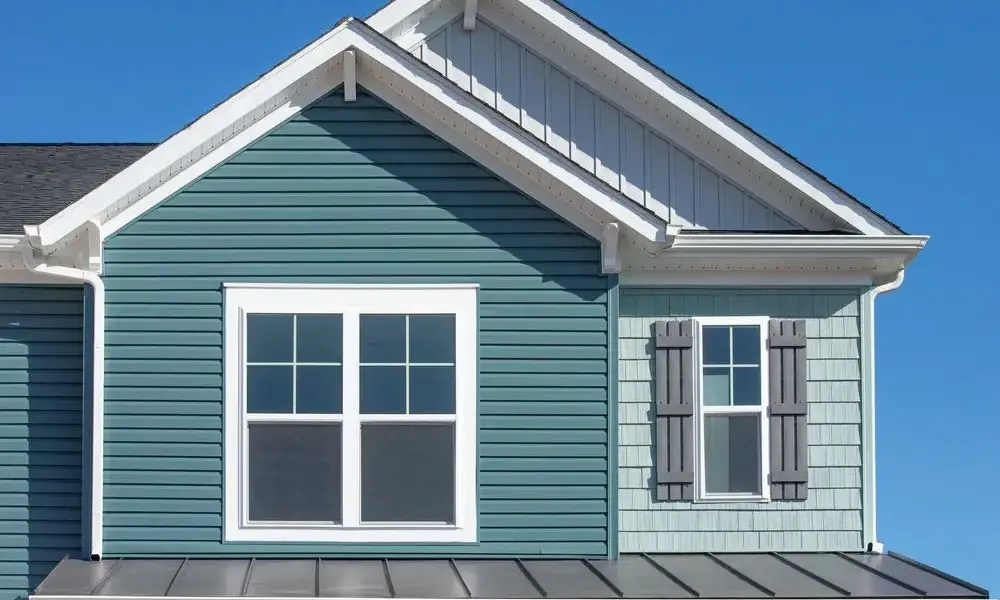 Roof repair and inspection services in La Joya